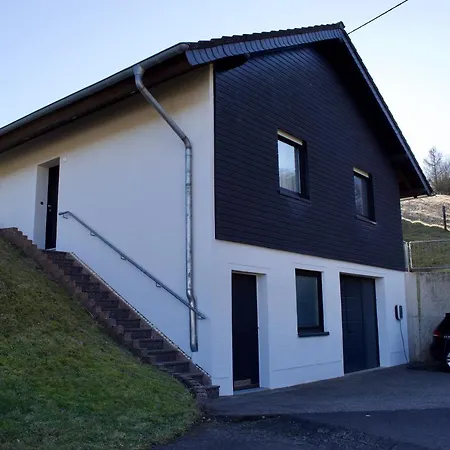 Steins بيت للعطل